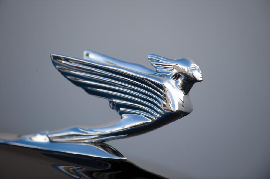  Cadillac Series 90 V16 Convertible Coupe 1938 года  (фото 2 из 15)